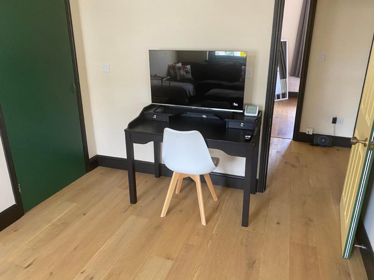 New Stylish 1Bedroom Flat In Paddington, Bayswater ลอนดอน ภายนอก รูปภาพ